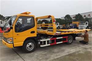 平原哪里有拖车服务